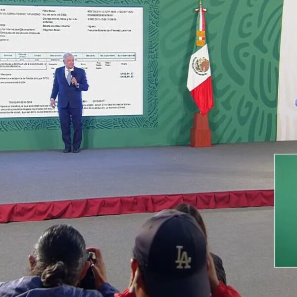 Exige AMLO a EU suspender subsidio a Claudio X.; “ya se está tardando”