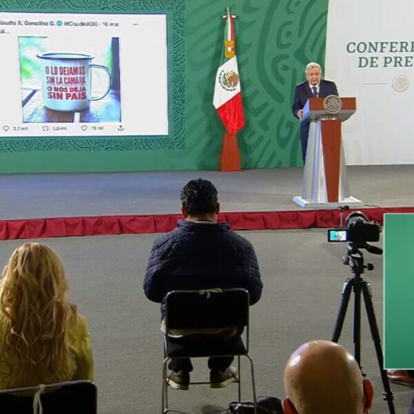 “Lamentable que EU no quite financiamiento a opositores”