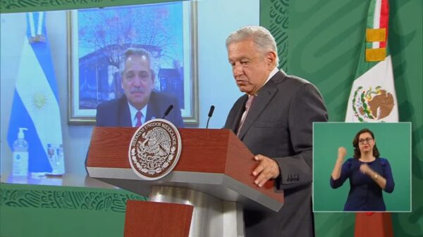 Argentina tendrá 50 % de vacunas de AstraZeneca envasadas en México