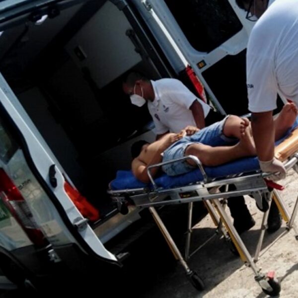 Tinum: Menor de 17 se lesiona el abdomen por terminar su relación amorosa