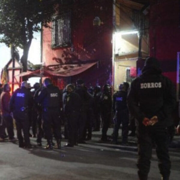 Asesinan a madre e hijas menores de edad dentro de departamento