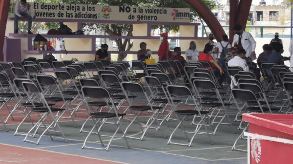 Disminuye afluencia en módulos de vacunación covid de Cancún