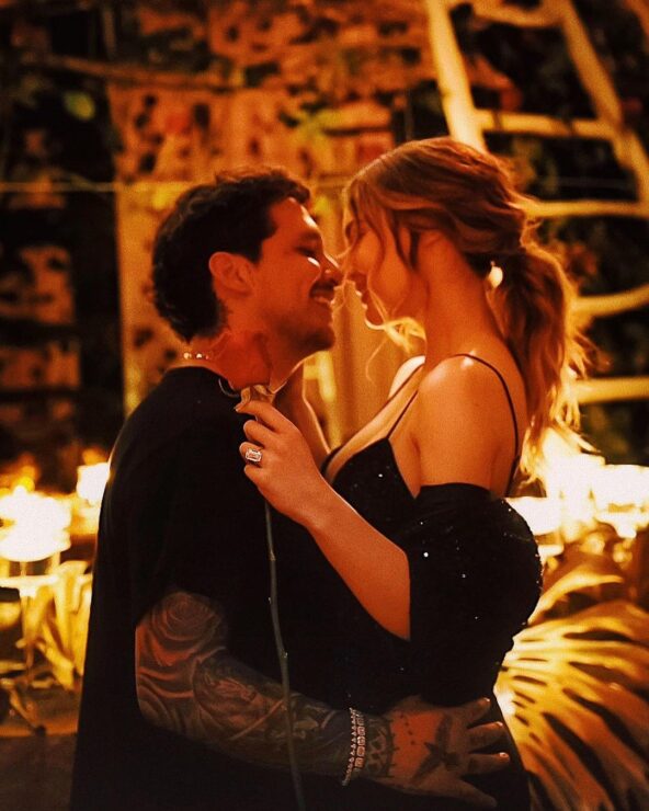 Belinda le da el SI a Christian Nodal ¡HABRÁ BODA!