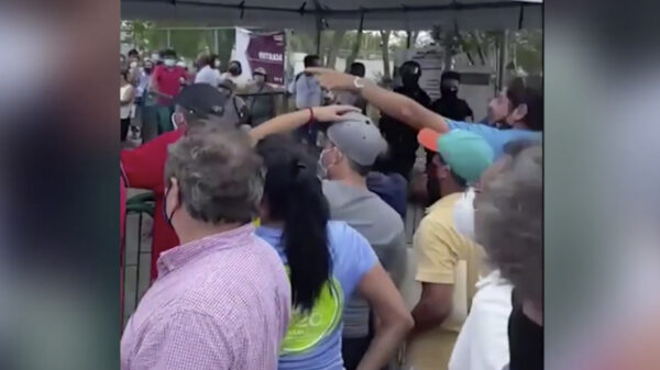 Vacunación covid-19 termina en conato de bronca en la región 96