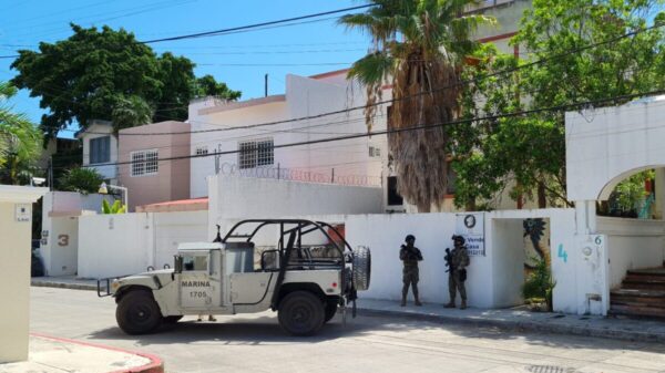 Catea Marina y FGR una casa en el centro de Cancún