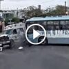 Video: Captan momento exacto del choque entre un camión y una ambulancia en Mérida
