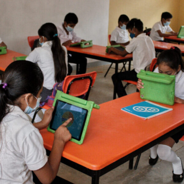 Estudiantes de Veracruz regresan a clases presenciales, el 24 de mayo