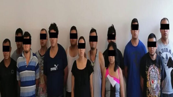 Tras persecución detienen a 13 presuntos asesinos en Veracruz