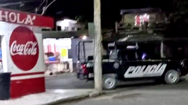 Ejecutan a balazos a hombre en Puerto Aventuras