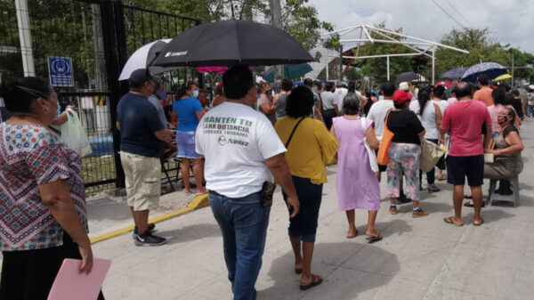 Mujeres embarazadas podrán acudir por su vacuna anticovid en Cancún