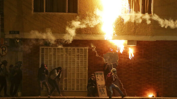 Enfrentamientos en Colombia deja más de 30 heridos