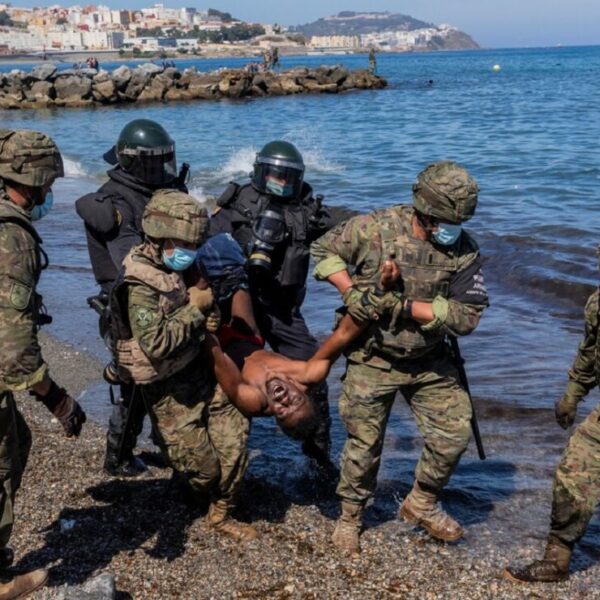 Tensa relación entre España y Marruecos; blindan la frontera