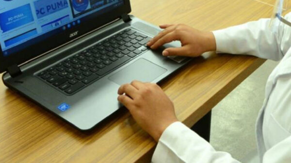 Estudiante universitario es baleado cuando recibía clases en línea