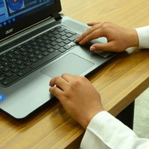 Estudiante universitario es baleado cuando recibía clases en línea