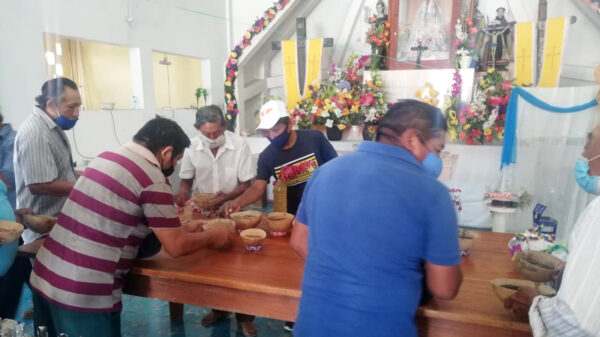 Concluyen festejos de la Santa Cruz en Kantunilkín