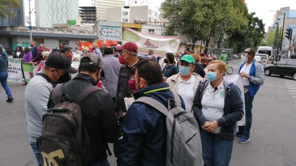 Exigen jubilados del IMSS devolución de Cesantía, Vejez y Cuota Social