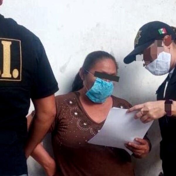 Detienen a mujer por abusar sexualmente de una menor de 14 años junto a su esposo en Tahdziú