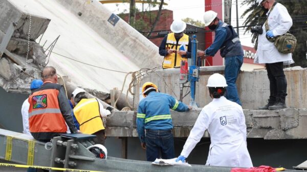 “Zopilotean” y AMLO ofrece disculpa a víctimas de la L12