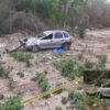 Sujeto muere aplastado al volcar su vehículo en Mérida-Tetiz
