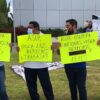 Cancún: Protestan transportistas del aeropuerto por ‘cobro de piso’ de Asur.