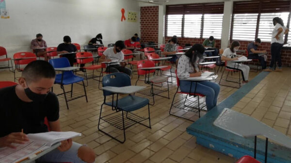 Amplían registro de espacios en preparatorias en Quintana Roo