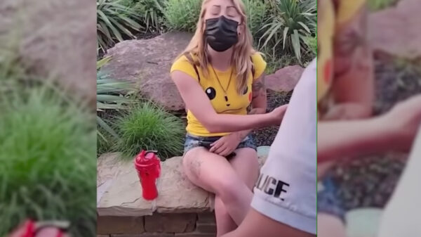 País libre?, expulsan a mujer de Six Flags por usar short "muy corto"