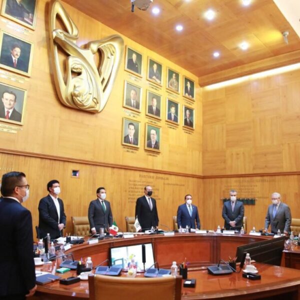 Autoriza IMSS convenio para garantizar créditos justos y evitar fraudes a acreditados.