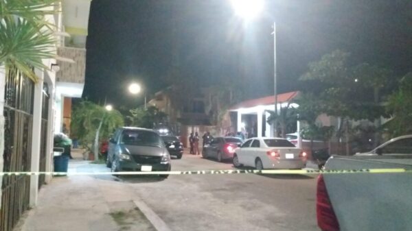 Balean la casa del oficial mayor del Ayuntamiento de Tulum (VIDEO).