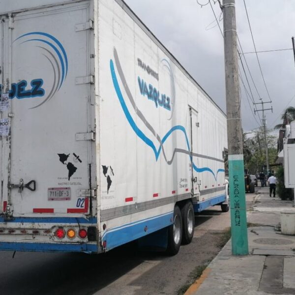 Comienza a llegar a Chetumal el material electoral del 6 de junio.