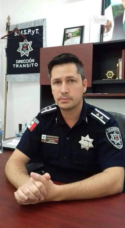 Ofrece Rodrigo Alcázar a taxistas de Cancún dádivas a cambio de voto para el PVEM; director de Transporte y Vialidad de Benito Juárez coacciona a electores.