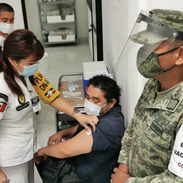 Concluye hoy lunes confirmación al registro de vacunas para personal educativo.