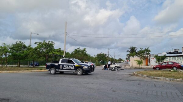 Cancún: Muere un motocicilista en accidente de tránsito en Prado Norte (VIDEO).