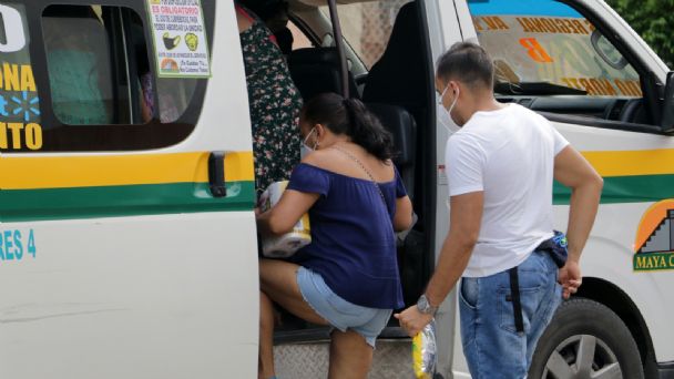 Cancún: Continúan sanciones por no respetar el aforo en transporte público; el fin de semana siete unidades fueron sancionadas por Imoveqroo.