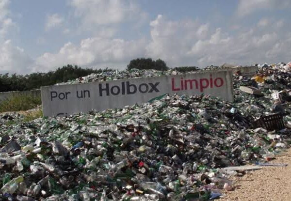 Llega hasta la ‘mañanera’ tema de la basura enterrada en Holbox