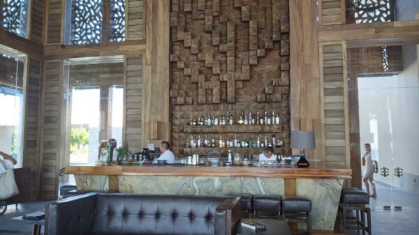 Niegan hoteleros de Cancún ser fuentes de contagios de Covid-19.