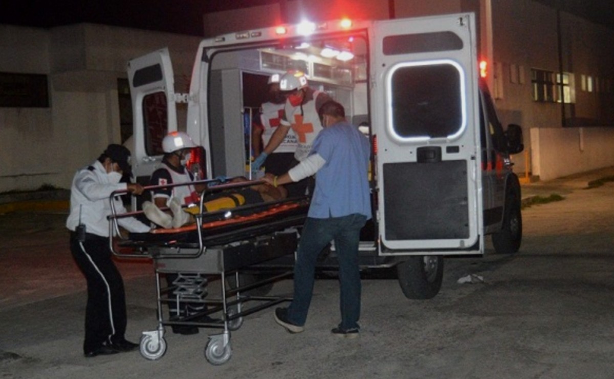 Un prensado y nueve heridos en fuerte choque sobre la carretera Tizimín-Buctzotz