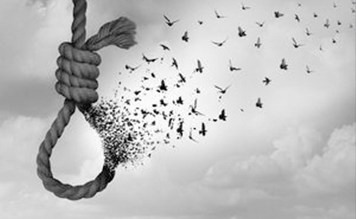 Pequeña de 13 años se suicida tras pelear con su mamá