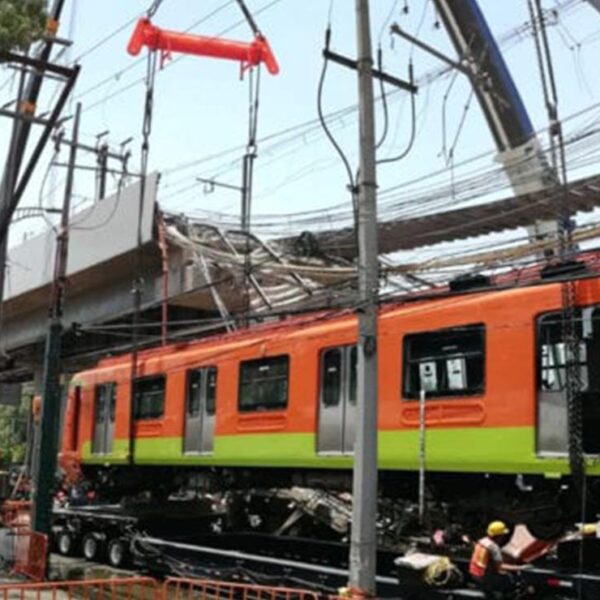 Aumenta el número de muertos por desplome de la línea 12 del Metro