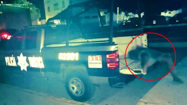 Culpan a policías por la muerte de un turista que fue detenido en Playa del Carmen