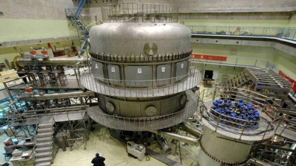 Establecen nuevo récord mundial en el sol artificial de China, al lograr una temperatura del plasma de 120 millones de grados Celsius