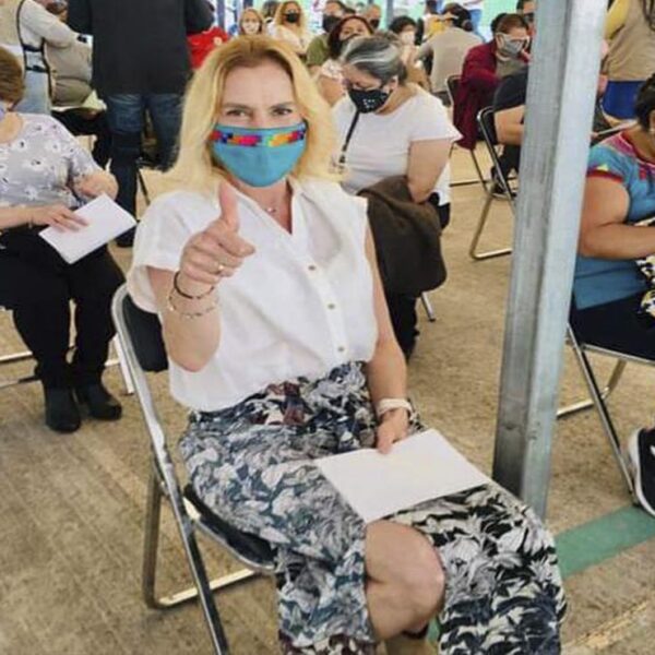 Beatriz Gutiérrez Müller se vacuna contra el coronavirus