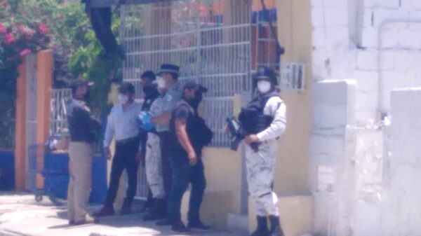 Mujer es detenida en Yaxcabá por posesión de hidrocarburo robado