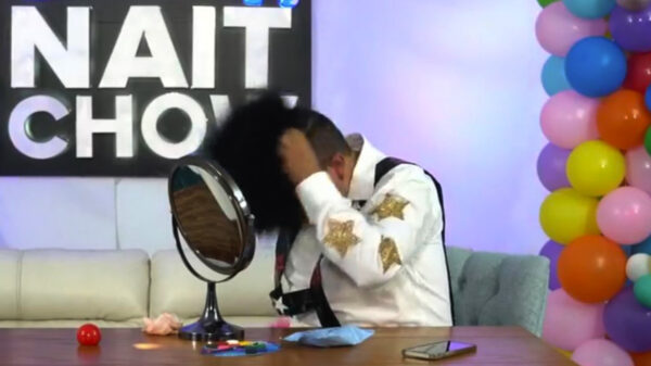 ‘Chuponcito’ se quita maquillaje para dar la cara a las acusaciones de acoso sexual