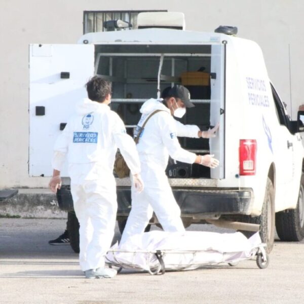 Cancún: Hallan cuerpo descuartizado en estacionamiento de Villas Otoch Paraíso.