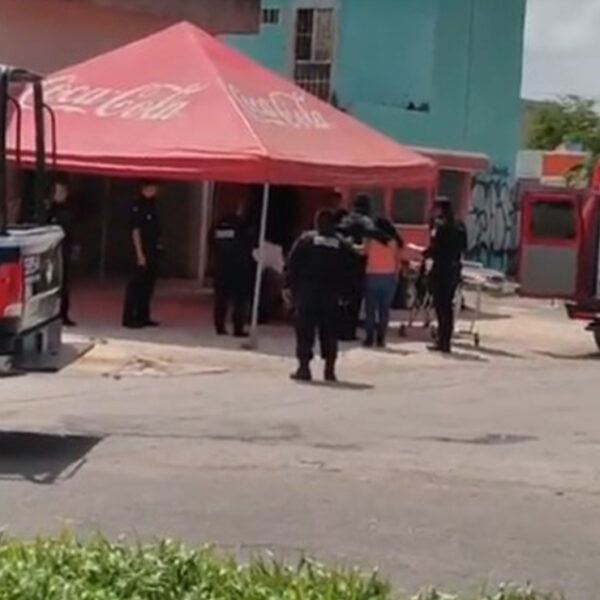 Balean a conductor de mototaxi en el fraccionamiento galaxias del Sol en Cancún