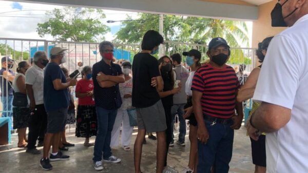 Sin previo aviso o explicación reubican casilla de Bonfil, ciudadanos inconformes 