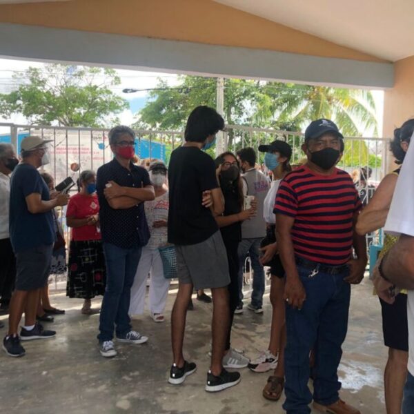 Sin previo aviso o explicación reubican casilla de Bonfil, ciudadanos inconformes 