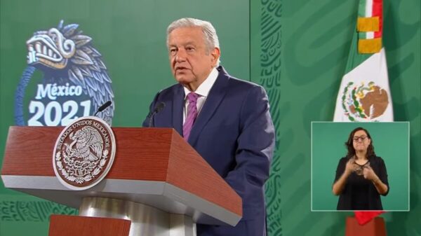 México no puede salir adelante sin participación de empresarios