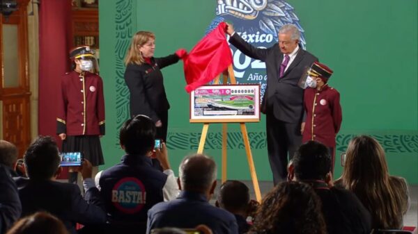 Anuncian AMLO y Lotenal sorteo especial para el 15 de septiembre