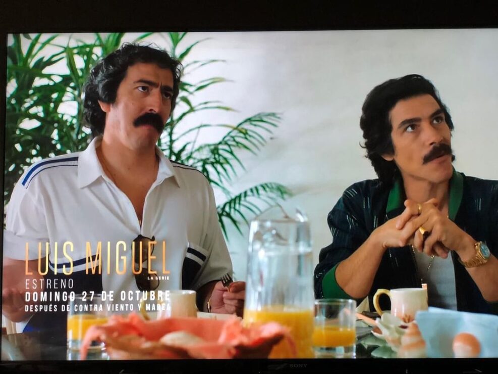 Acusa a Diego Boneta por violencia física en grabación de 'Luis Miguel, La Serie'